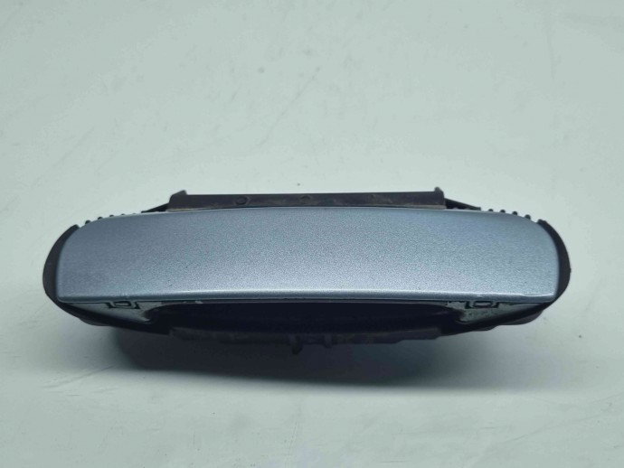 Maner usa stanga fata Audi A3 (8P1) [Fabr 2003-2012] 4B0839885
