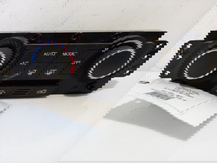 Panou clima Chevrolet Epica 2.0i OEM 2007-2012