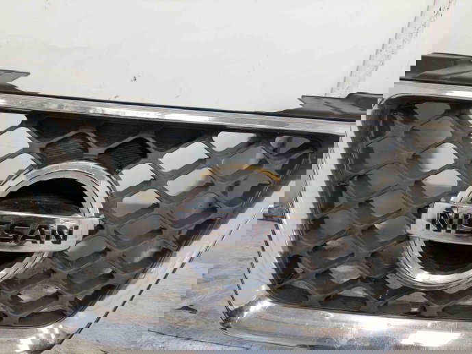 Grila bara fata Nissan Navara (D40) [Fabr 2005-2014] OEM