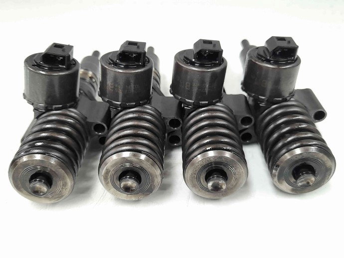 Injector Audi A4 (8EC, B7) [Fabr 2004-2008] 03G130073G / 0414720404 2.0 TDI BRE  103 KW / 140 CP