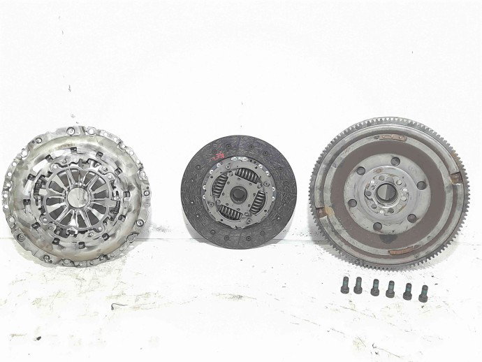 Kit ambreiaj volanta masa dubla Audi A4 (8EC, B7) [Fabr 2004-2008] OEM 2.0 TDI BRE  103 KW / 140 CP