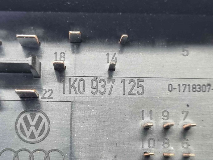  Panou sigurante Audi A3 (8P1) [Fabr 2003-2012] 1K0937125 