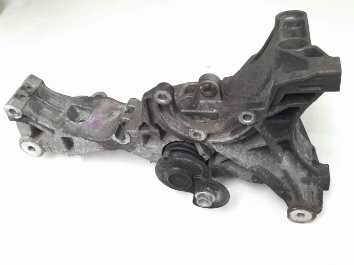 Suport accesorii Audi A4 (8EC, B7) [Fabr 2004-2008] 03G903143D 2.0 TDI BRE