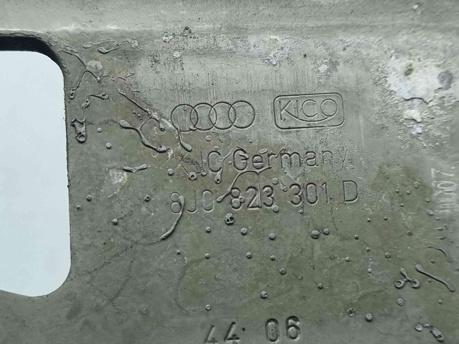 Set balamale capota Audi TT (8J3) [Fabr 2006-2013] 8J0823301D n 8J0823302D - imagine 2