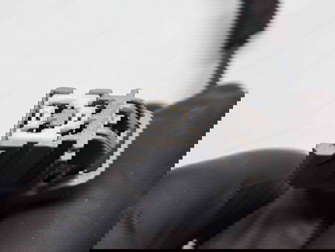  Stop aripa dreapta Ford Focus 2 (DA) [Fabr 2004-2012] 8M51-13404-A