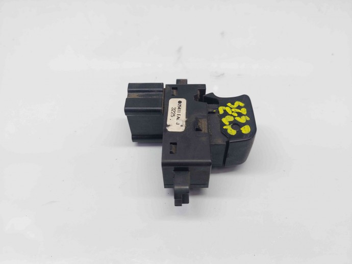 Butoane geam stanga spate Nissan Navara (D40) [Fabr 2005-2014] OEM