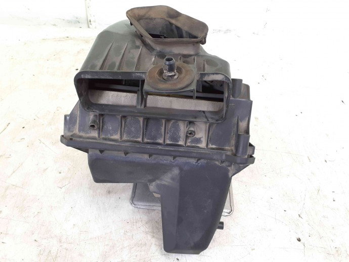 Carcasa filtru aer Audi A4 (8EC, B7) [Fabr 2004-2008] 03G133835B 2.0 TDI BRE 