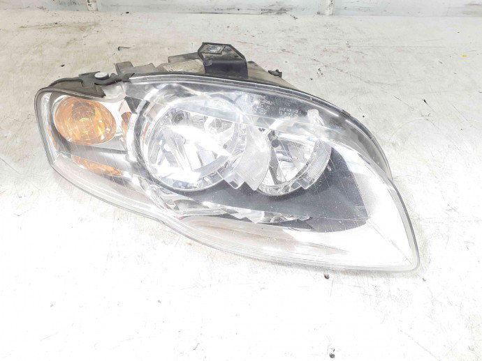 Far dreapta Audi A4 (8EC, B7) [Fabr 2004-2008] 8E0941004AK