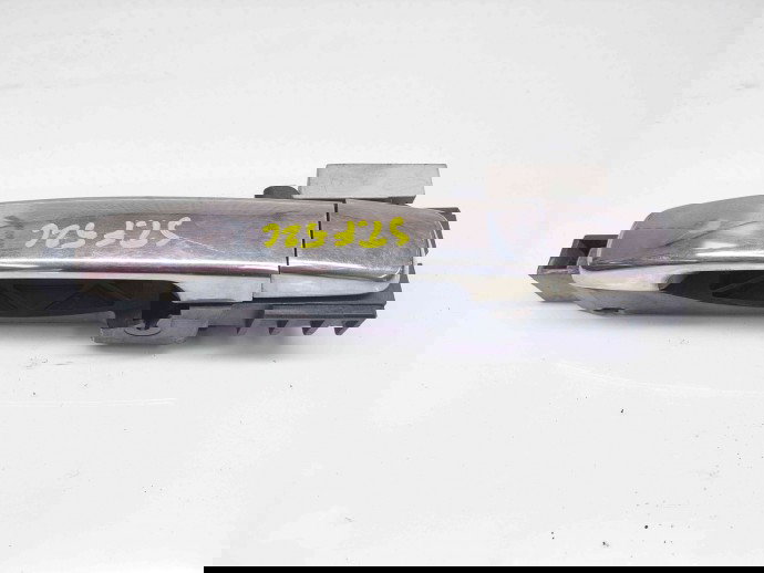 Maner usa stanga fata Nissan Navara (D40) [Fabr 2005-2014] 80611EB300