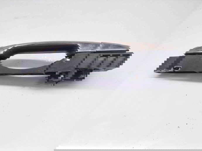 Maner usa stanga fata Nissan Navara (D40) [Fabr 2005-2014] 80611EB300