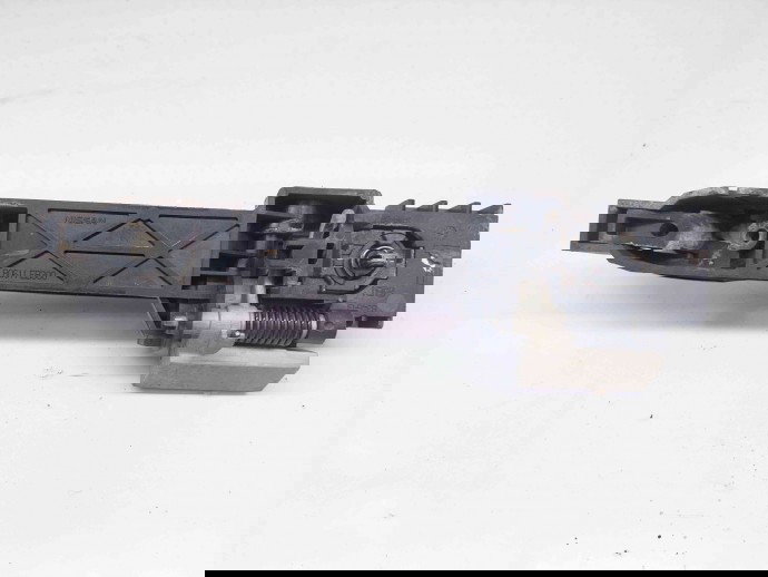 Maner usa stanga fata Nissan Navara (D40) [Fabr 2005-2014] 80611EB300