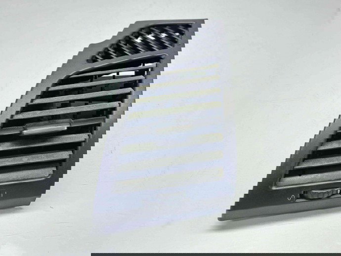  Grila aerisire stanga Bmw 1 (E81, E87) [Fabr 2004-2010] 7059187