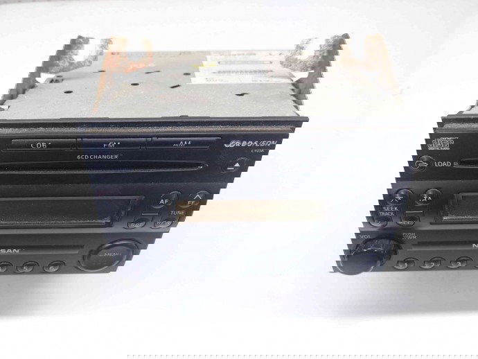 Radio CD Nissan Navara (D40) [Fabr 2005-2014] 28185EB400