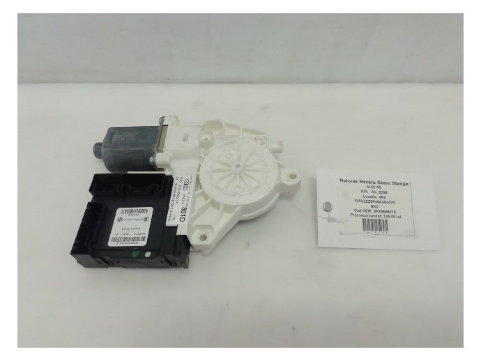 Motoras macara geam stanga spate Audi A3 2.0 BKD 8P4959801D 2003-2012