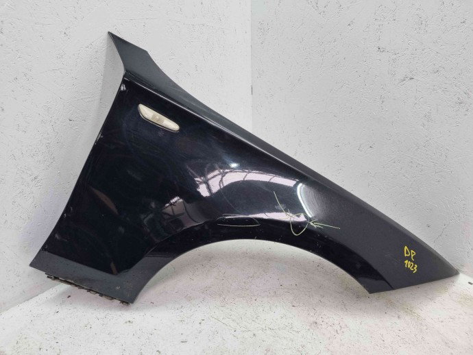 Aripa dreapta fata Bmw 1 (E81, E87) [Fabr 2004-2010] BLACK SAPPHIRE METAL