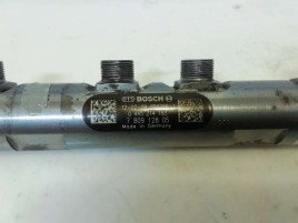 RAMPA INJECTOR BMW X1 (E84) 2.0 N47 2009- 780912805