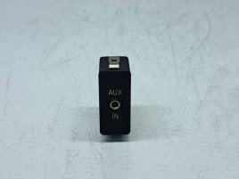  Conector auxiliar USB Bmw 1 (E81, E87) [Fabr 2004-2010] 6930561