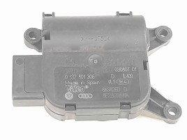 Motoras clapeta aeroterma bord Audi A4 (8EC, B7) [Fabr 2004-2008] 8E2820511A