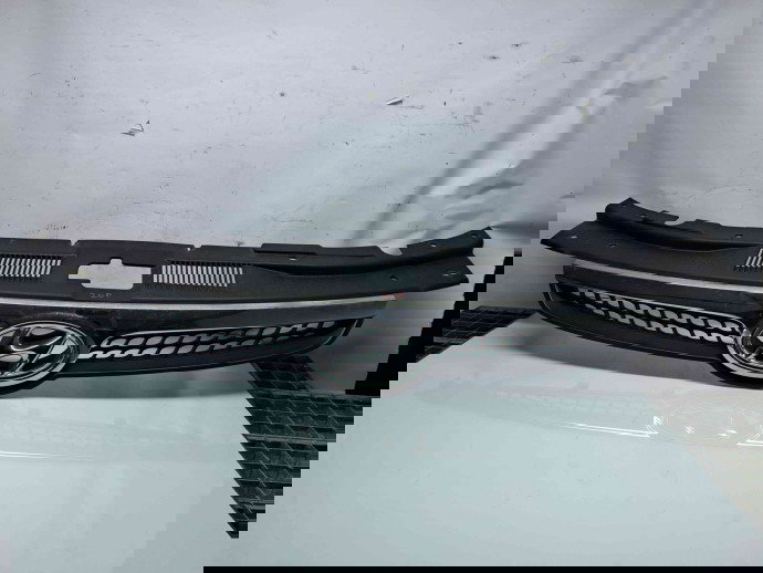 Grila bara fata Hyundai i30 (FD) [Fabr 2007-2012] 86351-2L000