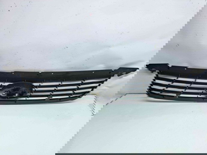 Grila bara fata Ford Focus 2 (DA) [Fabr 2004-2012] 8M51-8200-BE