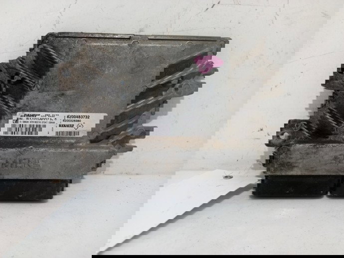 Calculator Ecu Dacia Logan 1 1.4 MPI 8200483732 2004-2012