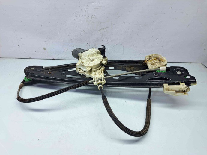 Macara electrica geam dreapta fata Bmw 1 (E81, E87) [Fabr 2004-2010] 7067796