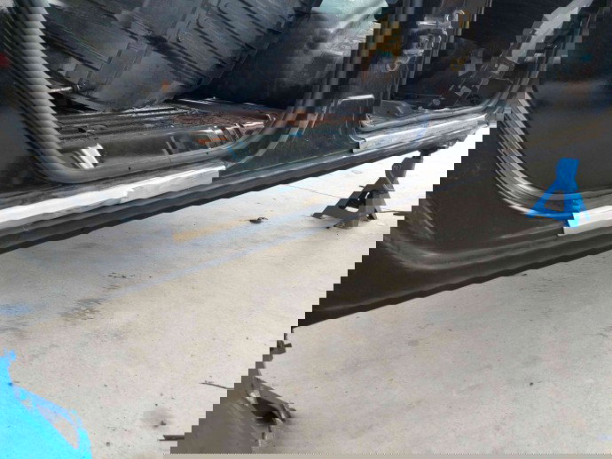 Prag lateral dreapta Nissan Navara (D40) [Fabr 2005-2014] GN0