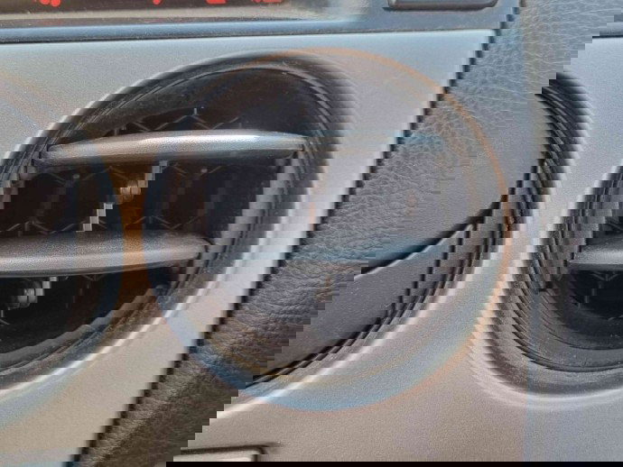  Grila aerisire centrala MAZDA 6 Hatchback (GG) [Fabr 2002-2008] OEM