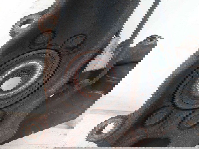 Fuzeta stanga Nissan Navara (D40) [Fabr 2005-2014] OEM 2.5  DCI 