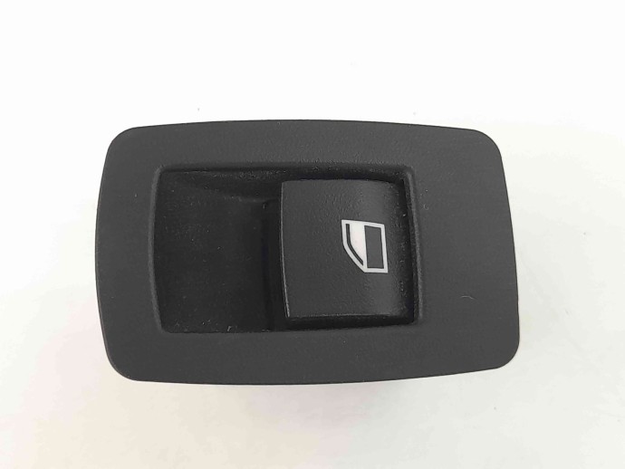 Butoane geam dreapta spate Bmw 3 (F30) [Fabr 2012-2017] 9208106