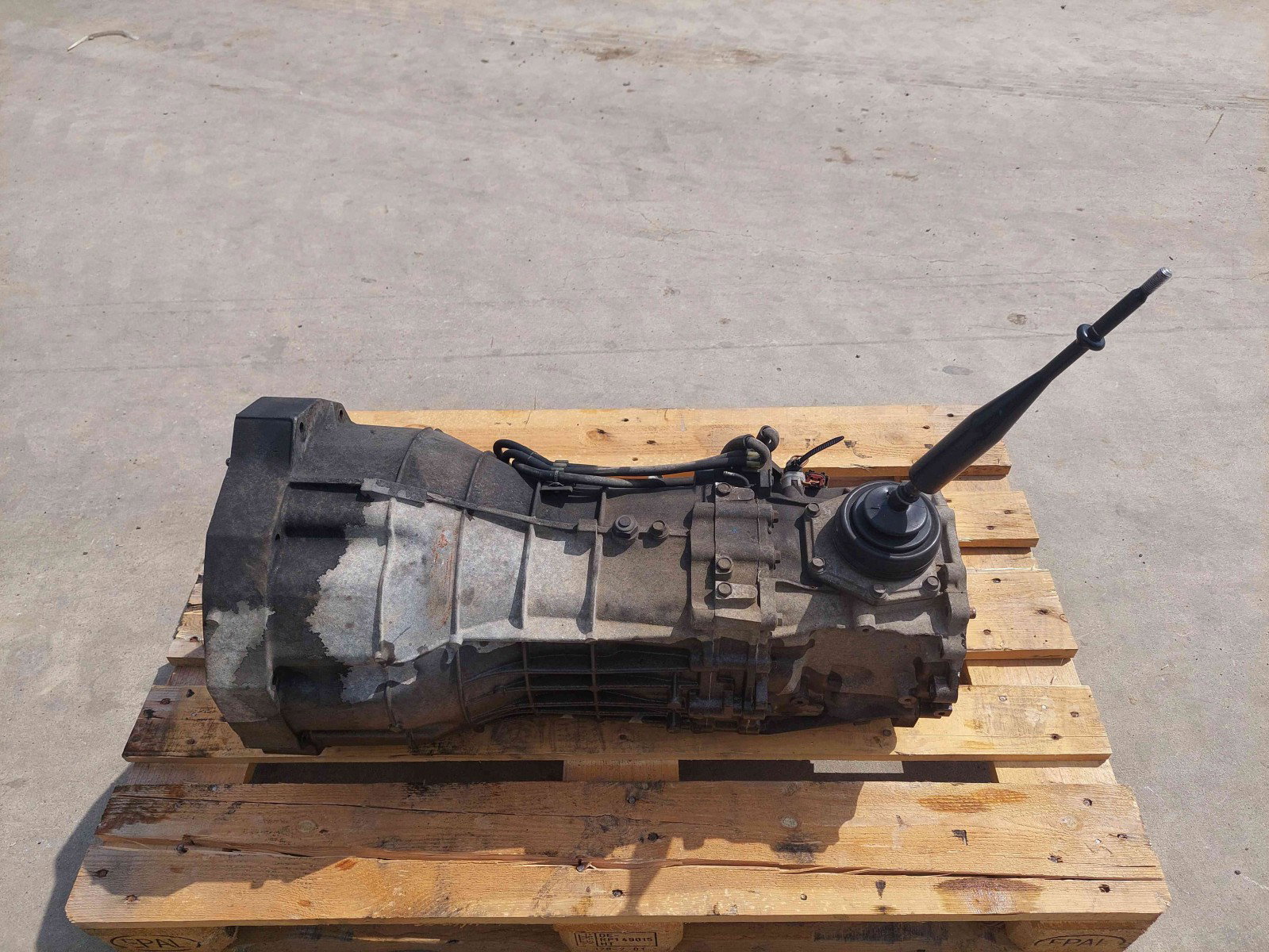 Cutie viteze manuala 5 trepte Nissan Navara (D40) 32101CD340 2.5 DCI - imagine 2