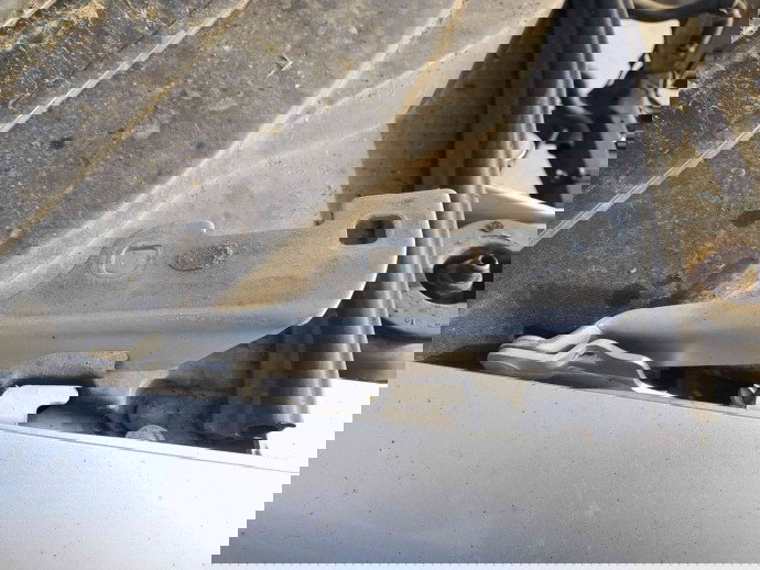 Balama capota dreapta Renault Symbol 2 [Fabr 2008-2012] OEM