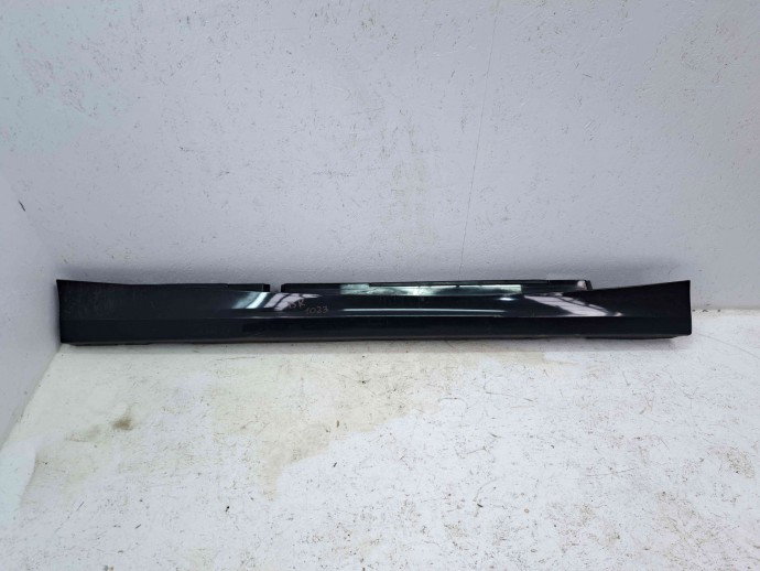 Prag lateral dreapta Bmw 1 (E81, E87) [Fabr 2004-2010] 7184354