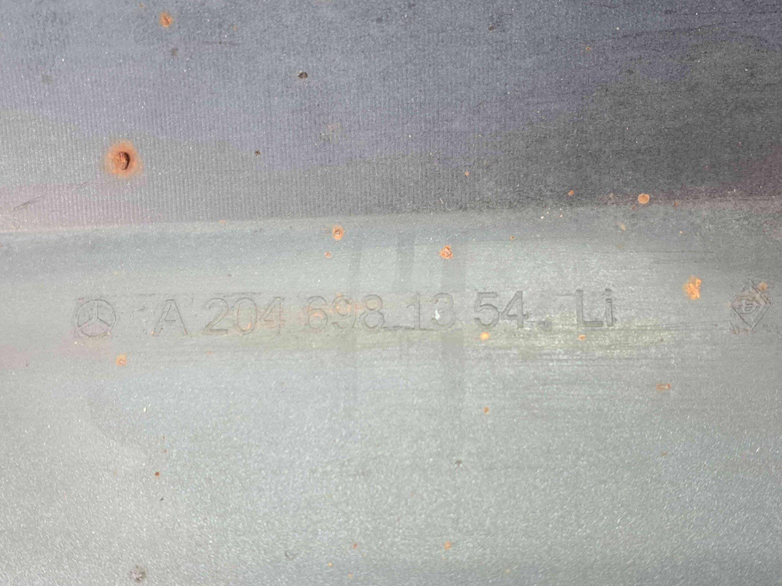 Prag lateral stanga Mercedes Clasa C (W204) [Fabr 2007-2014] A2046981354 - imagine 4