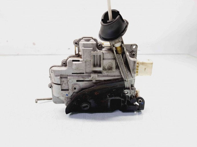 Broasca usa stanga spate Audi A3 (8P1) [Fabr 2003-2012] 4F0839015