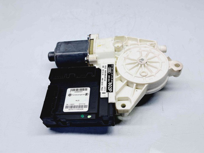 Motoras geam stanga fata Audi A3 (8P1) [Fabr 2003-2012] 8P0959802P