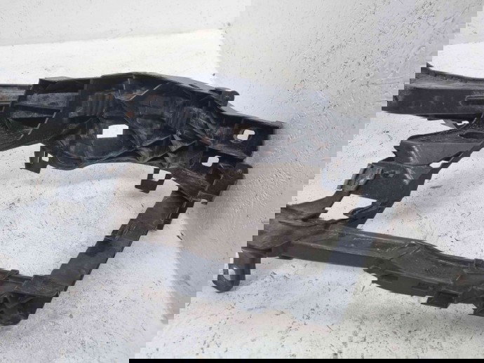 Trager Ford Focus 2 (DA) [Fabr 2004-2012] 8M51-8B041-ABCB