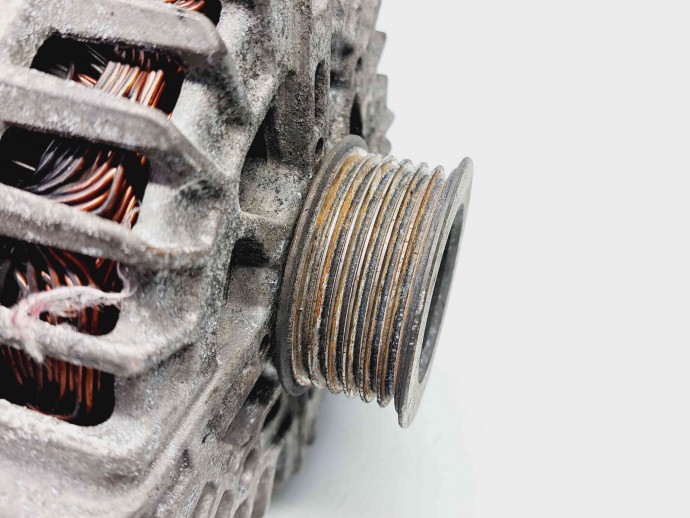 Alternator Bmw 1 (E81, E87) [Fabr 2004-2010] 7802261 2.0 N47D20A 105KW / 143CP  