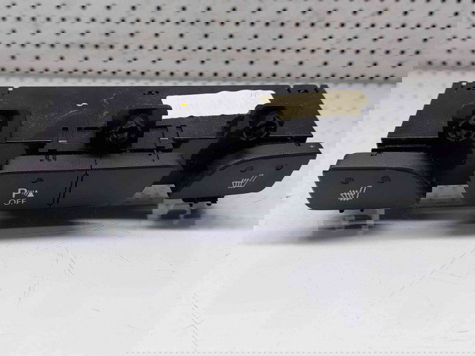  Buton incalzire scaune Hyundai ix35 (LM) [Fabr 2010-2017] 84620-2Y905