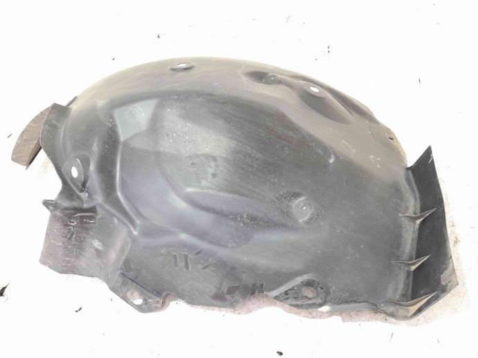Carenaj roata dreapta fata Renault Megane 2 [Fabr 2002-2008] 8200365694
