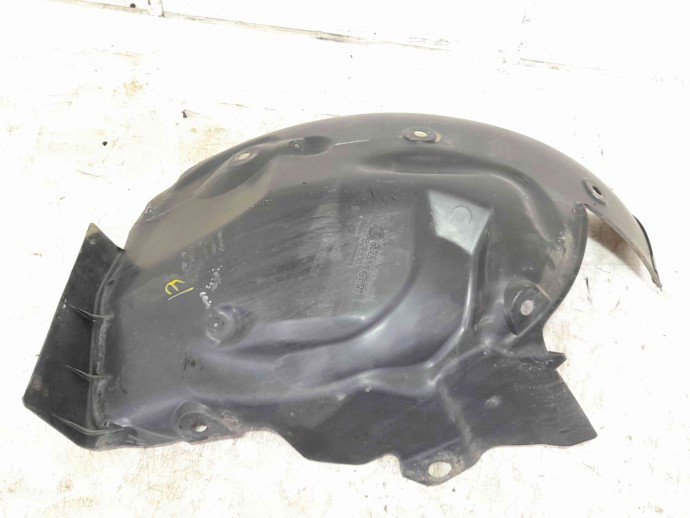 Carenaj roata stanga fata Renault Megane 2 [Fabr 2002-2008] 8200365691