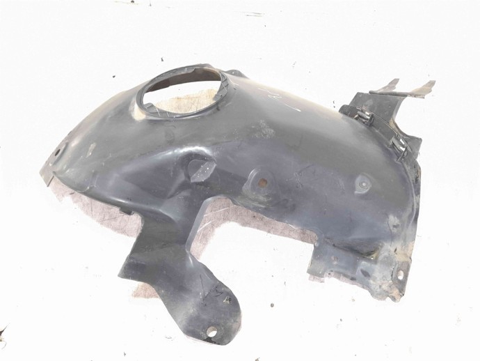 Carenaj roata stanga fata Renault Megane 2 [Fabr 2002-2008] 8200415285