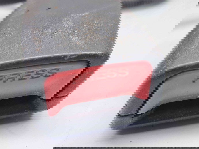 Capsa centura dreapta fata Hyundai Santa Fe 2 (CM) [Fabr 2005-2012] OEM