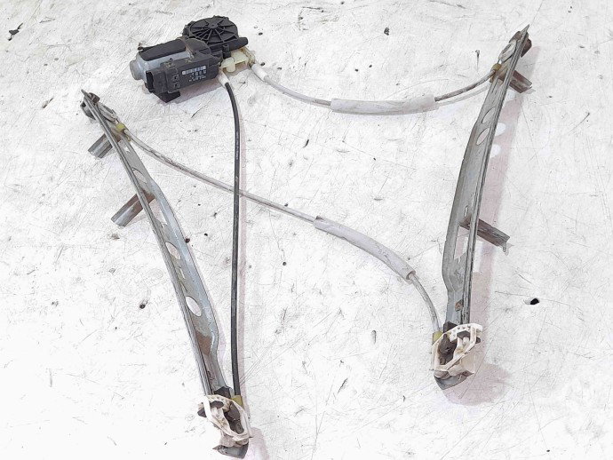 Macara electrica geam stanga fata Renault Megane 2 [Fabr 2002-2008] 8200325136