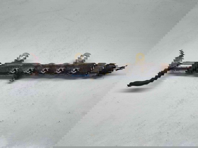 Rampa injectoare LEXUS IS II (GSE2, ALE2, USE2) [Fabr 2005-2013] OEM 2.2 2AD-FHV  