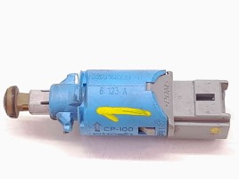 Comutator actionare ambreiaj Renault Megane 2 [Fabr 2002-2008] 8200168239