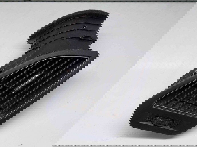  Grila aerisire dreapta Hyundai ix35 (LM) [Fabr 2010-2017] 97490-2S900