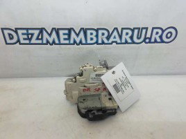 Broasca usa dreapta spate AUDI A4 B7 2.0 DIESE 2002-2009 8E0839016AA