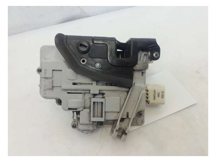 Broasca usa dreapta spate AUDI A4 B7 2.0 DIESE 2002-2009 8E0839016AA