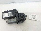 MOTORAS USA DREAPTA SPATE AUDI A4 B7 2.0 DIESE 2002-2009 8E0959802A